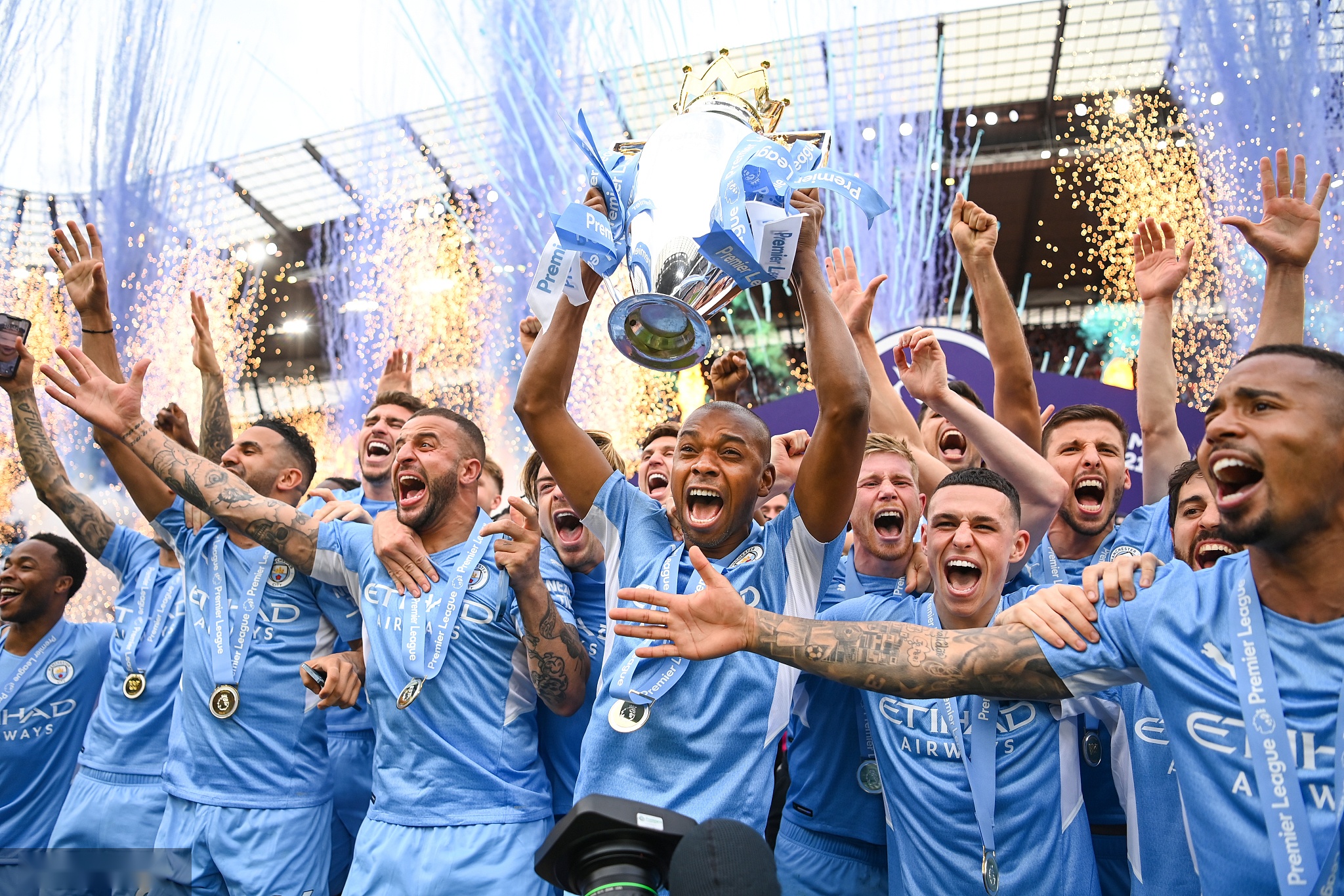 等都早已制 等都早已制